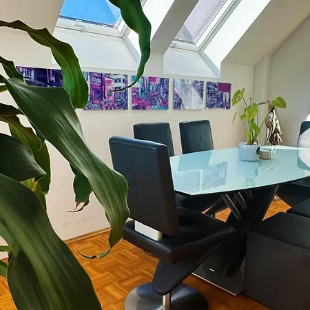 Apartament Modern Luxury Duplex In Duesseldorf-benrath