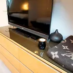 Modern Luxury Duplex In Duesseldorf-benrath Apartament