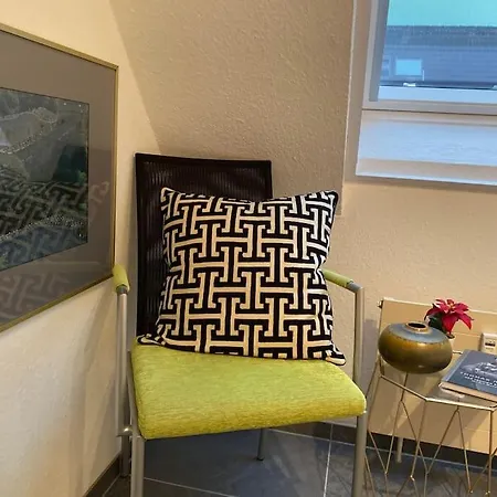 Modern Luxury Duplex In Duesseldorf-benrath アパート デュッセルドルフ