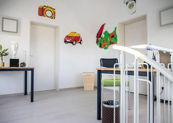 아파트 Modern Luxury Duplex In Duesseldorf-benrath