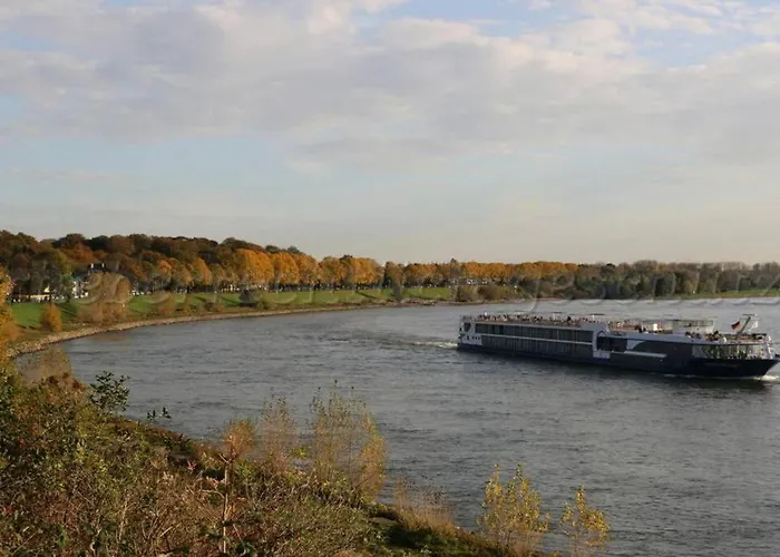 Modern Luxury Duplex In Düsseldorf-benrath *