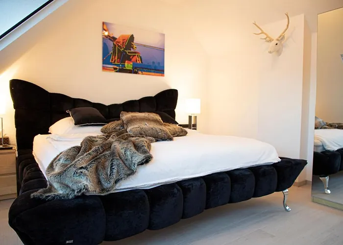 Modern Luxury Duplex In Düsseldorf-benrath *