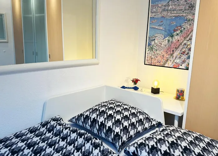 Modern Luxury Duplex In Düsseldorf-benrath *