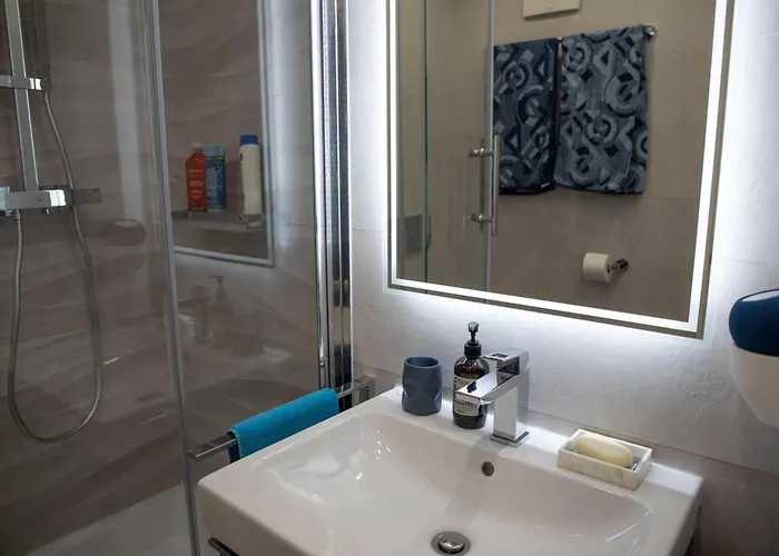 Modern Luxury Duplex In Düsseldorf-benrath